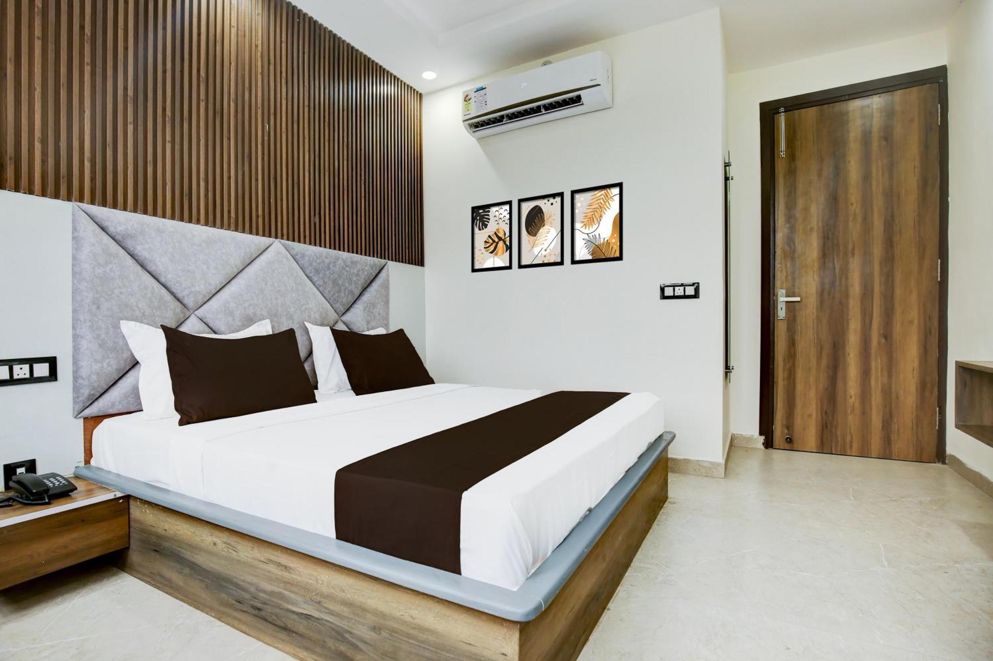 Hotel O Platinum Zirakpur Dış mekan fotoğraf
